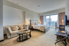 Steps Away From Marina Mall with Iconic Marina Canal Views, The Address Residences, Dubai Marina by Deluxe Holiday Homes